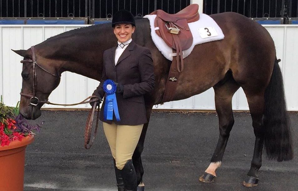 Senior horse returns to ring after Kissing Spine